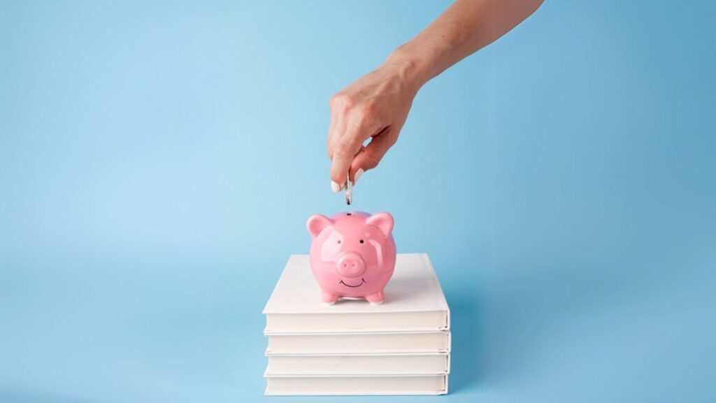 Confira as melhores dicas para conseguir guardar dinheiro todo mês