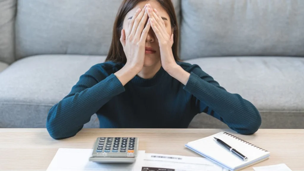 Será que você tem hábitos financeiros ruins? Descubra