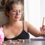 Coisas que você pode cortar hoje para gastar menos e economizar!