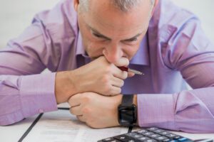Prazo para declarar imposto de renda termina nesse mês: qual o valor da multa por atraso?