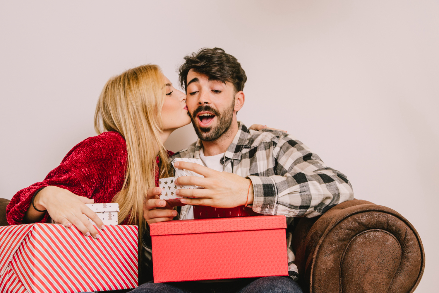 Ideias de presentes criativos e baratos para sair do óbvio no Dia dos Namorados