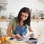 O que é essencial e o que pode esperar? Como categorizar seus gastos com honestidade