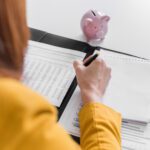 Como organizar contas a pagar e a receber? Veja 3 dicas simples